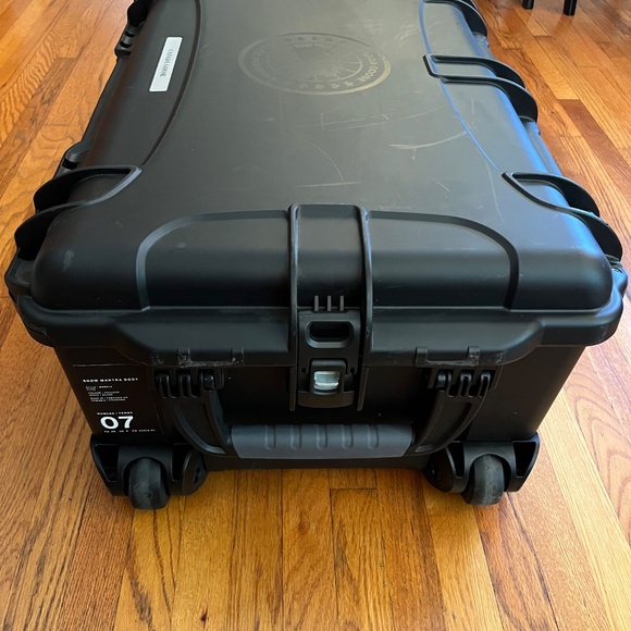 CANADA GOOSE SNOW MANTRA BOOTS - Picture 3 of 16